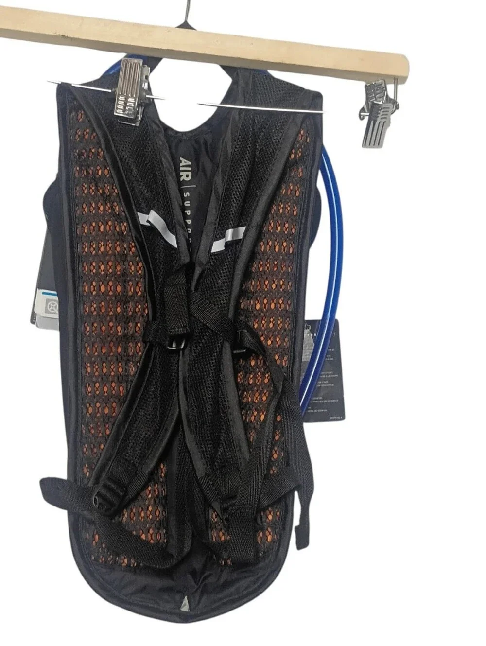NWT Camelback Rogue Light 70 Oz Hydration Backpack & Cruz Reservoir Cleaning Kit